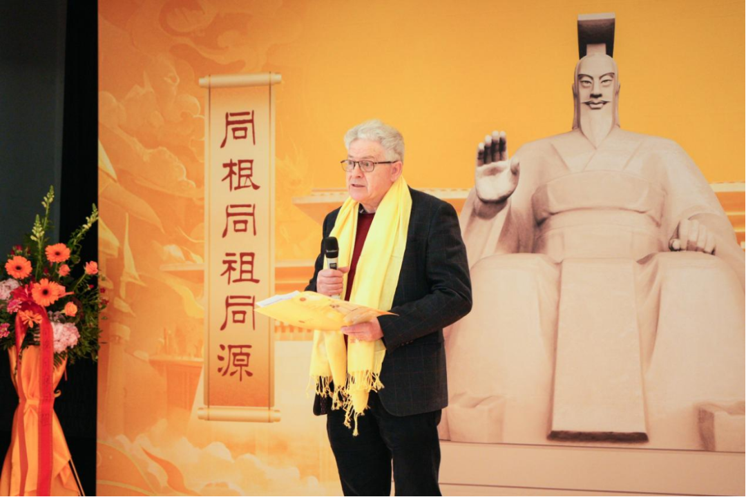 剑桥大学终身荣誉教授、前副校长杰里米·桑德斯致辞